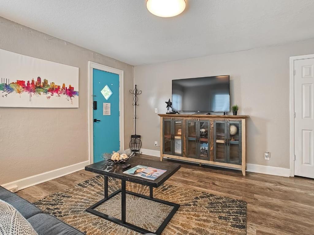 Heart Of Westport 1Br Βίλα Κάνσας Σίτι Εξωτερικό φωτογραφία